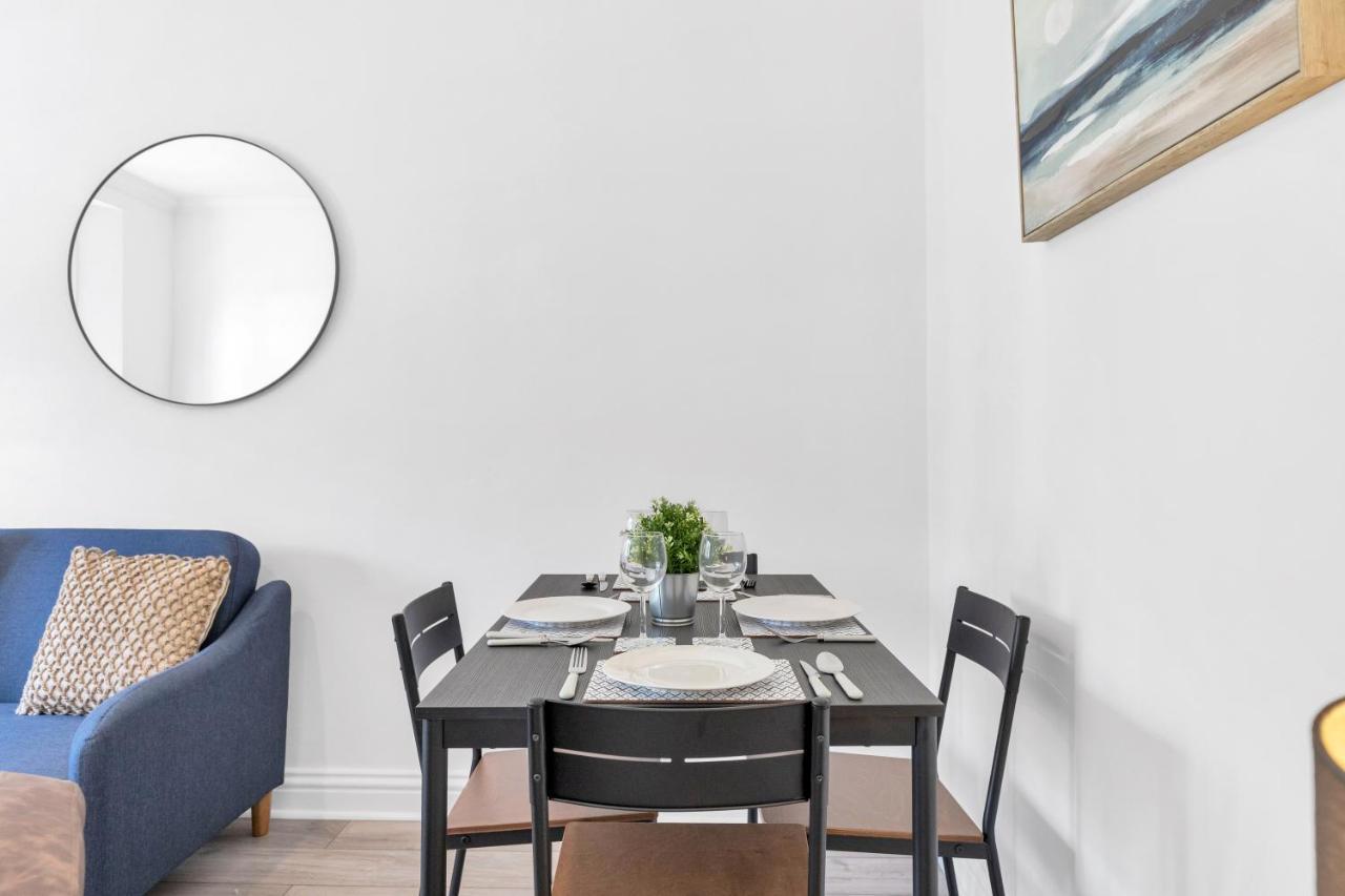 Modern Two Bedroom Apartment With Free Parking! Λονδίνο Εξωτερικό φωτογραφία