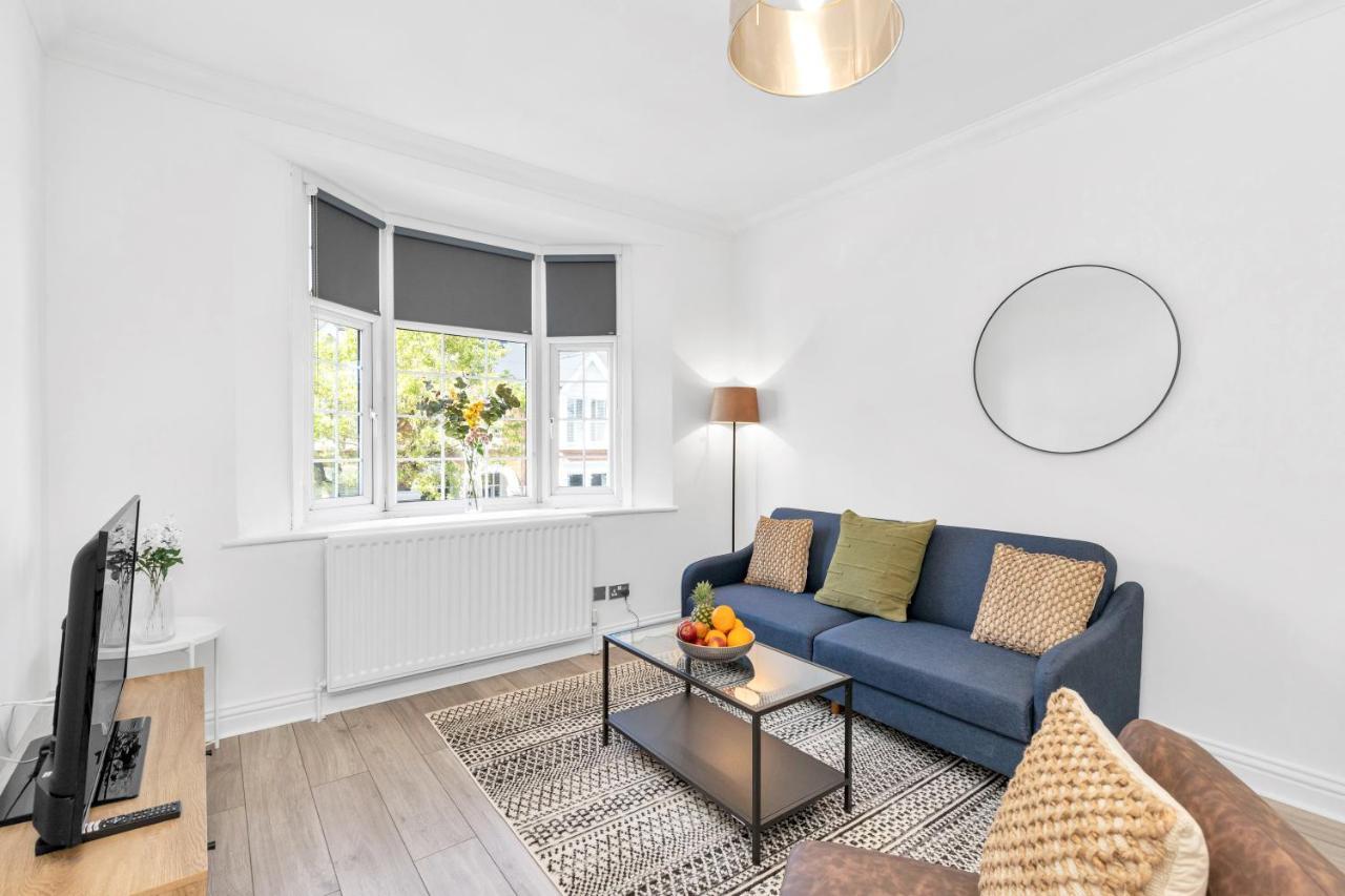 Modern Two Bedroom Apartment With Free Parking! Λονδίνο Εξωτερικό φωτογραφία
